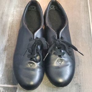 Capezio tap shoes size 5